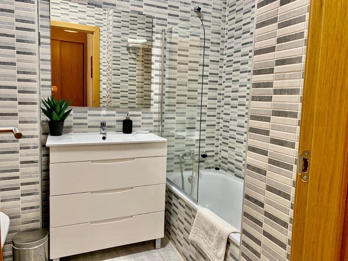 Homely Malaga Refino Bajo G6 Y F6 מראה חיצוני תמונה